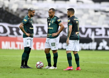 Dirigente do América-MG deu declarações polêmicas sobre a decisão Atlético Mineiro e quer áudio do VAR (Crédito: Mourão Panda / América)
