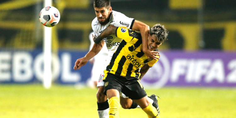 Peñarol goleia o Corinthians na Sul-Americana e elimina o adversário (Crédito: GettyImages)