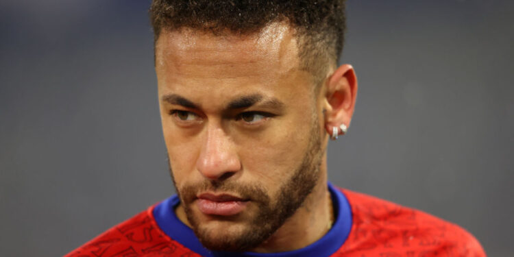 PSG teria exigido que Barcelona não assedie Neymar (Crédito: GettyImages)