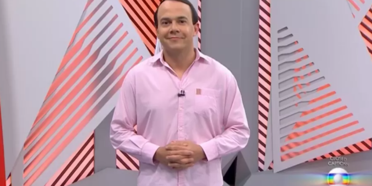 Apresentador do ‘Globo Esporte PE’ homenageia Gil do Vigor após eliminação (Crédito: Transmissão/ TV Globo)