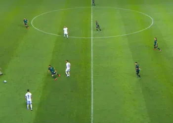 América-MG perde pênalti e só empata com o Criciúma pela Copa do Brasil (Crédito: Transmissão/ Premiere - 02/06/2021)