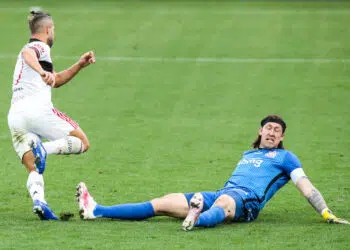 Flamengo pode enfrentar o Fluminense no estádio do Corinthians (Crédito: GettyImages)