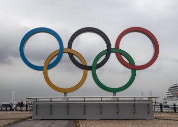 Anéis olímpicos em Yokoha (Crédito: Getty Images)