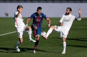 Kroos lamenta saída de Sergio Ramos: “Não conheço o Real Madrid sem ele” (Crédito: GettyImages)