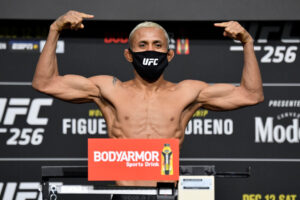 Deiveson Figueiredo entra em ação no UFC 263 (Crédito: GettyImages)