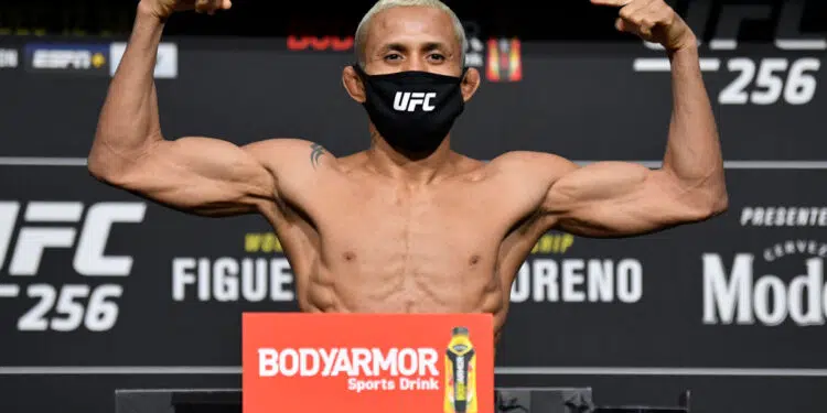 Deiveson Figueiredo entra em ação no UFC 263 (Crédito: GettyImages)
