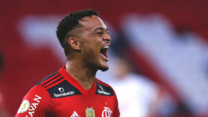 Rodrigo Muniz, jogador do Flamengo que despertou o interesse do Atlético de Madrid (Crédito: GettyImages)