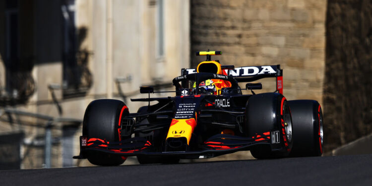 Sergio Pérez lidera segundo treino livre do GP do Azerbaijão (Crédito: GettyImages)