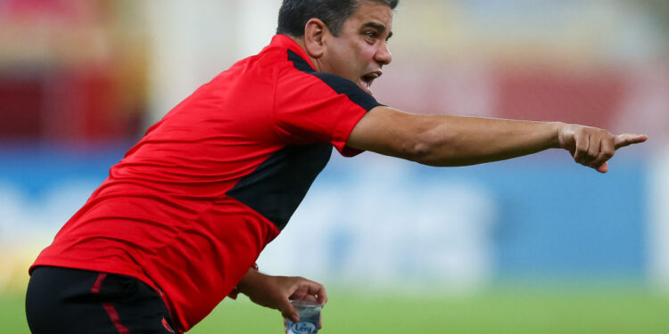 Marcelo Cabo ainda não sabe qual vai ser o seu futuro no Vasco (Crédito: GettyImages)
