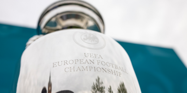 Taça da Euro 2020 (Crédito: Getty Images)