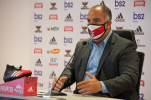 Marcos Braz, diretor de futebol do Flamengo durante entrevista coletiva (Crédito: Alexandre Vidal/Flamengo)