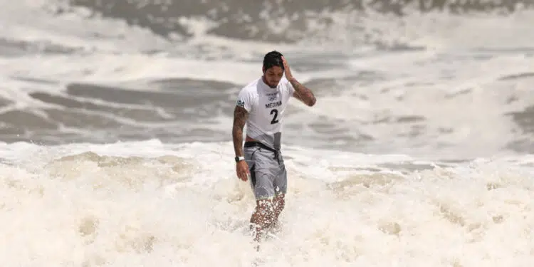 Gabriel Medina não engoliu derrota para Kanoa Igarashi nas Olimpíadas (Crédito: GettyImages)