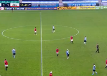 Jogo entre Grêmio e Atlético-GO pelo Brasileirão (Crédito: Transmissão Premiere)