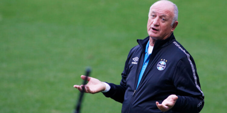 Felipão não terá Douglas Costa e Diego Souza na Copa do Brasil (Crédito: GettyImages)