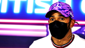 Hamilton diz que não se arrepende por batida em Verstappen (Crédito: GettyImages)