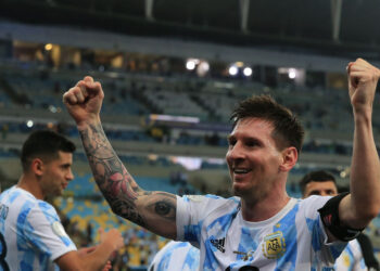PSG encerrou o mistério e anunciou oficialmente a contratação de Messi (Crédito: GettyImages)