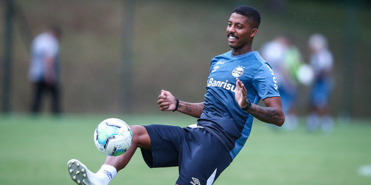 Jean Pyerre, jogador do Grêmio durante o treino (Crédito: Lucas Uebel / Grêmio FBPA / Flickr)