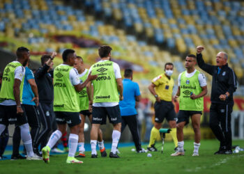 Gabigol foi o alvo preferido dos atletas do Grêmio (Crédito: Lucas Uebel / Grêmio FBPA / Flickr)