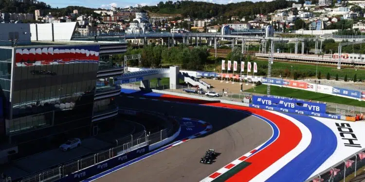 Bottas no circuito de Sochi (Crédito: Getty Images)