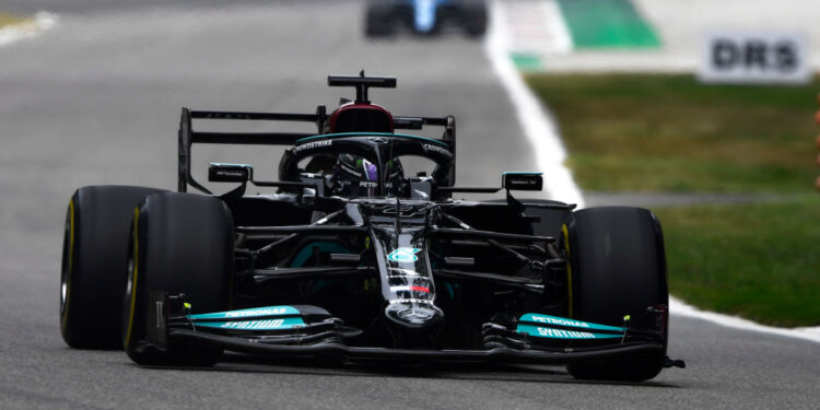 Hamilton lidera primeiro treino livre para o GP da Itália (Crédito: GettyImages)