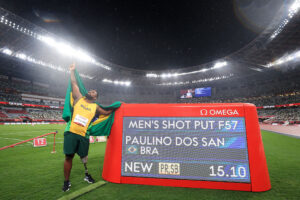 Thiago Paulino quebra recorde paralímpico e leva ouro no arremesso de peso (Crédito: GettyImages)