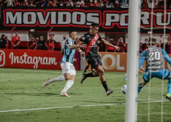 Atlético-GO e Grêmio duelaram no Campeonato Brasileiro (Crédito: Bruno Corsino / ACG / Flickr)