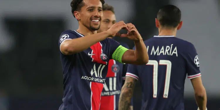 Marquinhos e Carol Cabrino contaram a novidade nas redes sociais (Crédito: GettyImages)