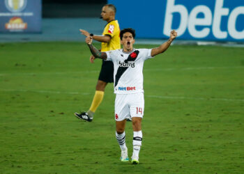 No comando do Vasco, Fernando Diniz parece se dar muito bem com Cano (Crédito: GettyImages)