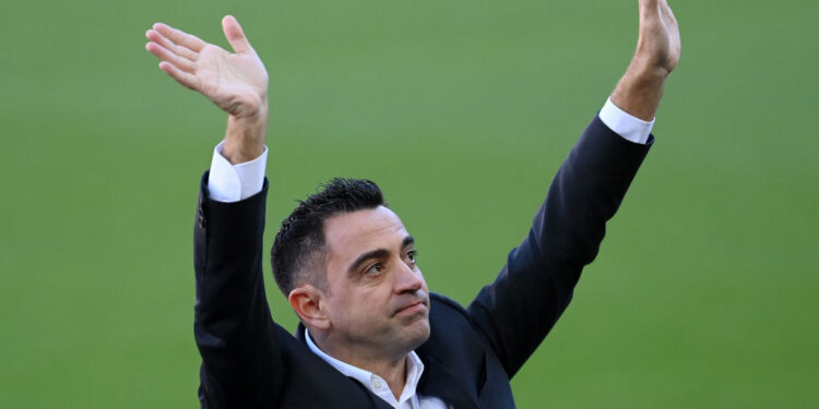 Xavi está fazendo suspense em relação a escalação do Barcelona (Crédito: GettyImages)