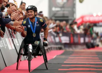 Alex Zanardi deixa hospital após um ano e meio internado (Crédito: GettyImages)
