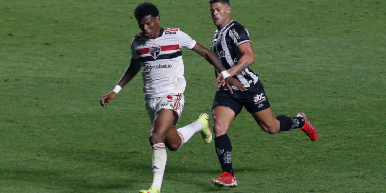 São Paulo renova contrato de Arboleda (Crédito: GettyImages)