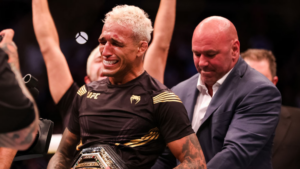 Charles do Bronx vai encarar Dustin Poirier e quer vencer mais uma no UFC (Crédito: GettyImages)