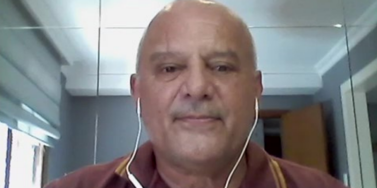 Newton Drummond está livre no mercado e é sondado por diversas equipes (Crédito: Reprodução/ YouTube)