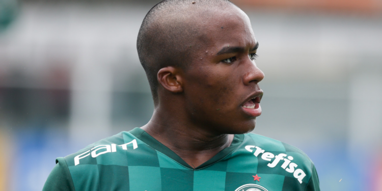 Endrick é o grande nome do Palmeiras na Copinha e desperta o interesse de Real Madrid e Barcelona (Crédito: Fabio Menotti / Palmeiras)