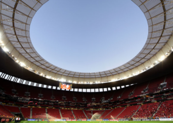 Estádio Mané Garrincha, em Brasília, onde pode acontecer a Supercopa do Brasil (Crédito: GettyImages)