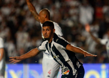 Botafogo e Vasco da Gama se enfrentaram neste domingo, 13, no estádio do Castelão, no Maranhão (Crédito: Vítor Silva / Botafogo / Flickr)