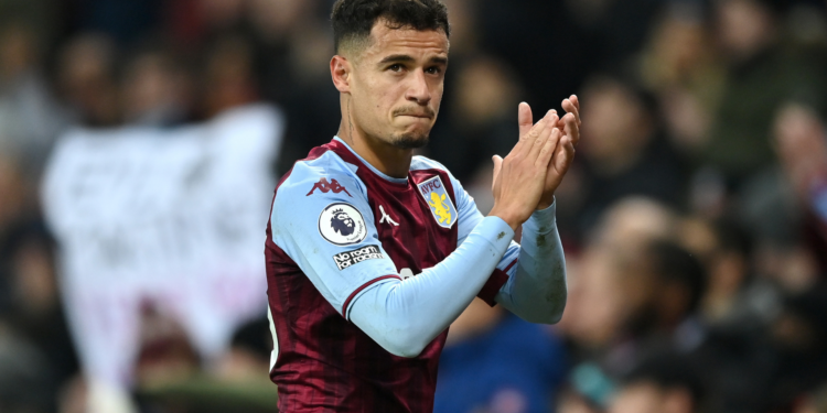 Após atuação de gala, Coutinho recebe elogios de Gerrard (Crédito: Getty Images)