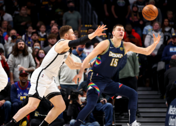 Nikola Jokic dá show e Nuggets vencem Nets (Crédito: Getty Images)
