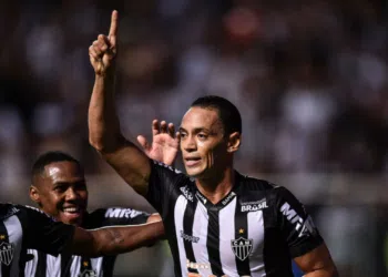 Ricardo Oliveira não joga mais pelo São Caetano (Crédito: GettyImages)
