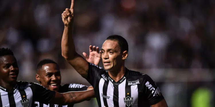 Ricardo Oliveira não joga mais pelo São Caetano (Crédito: GettyImages)