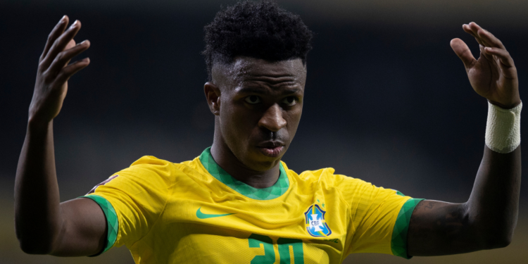 Vinicius Jr teve grande atuação pela Seleção Brasileira e ganhou destaque em jornais espanhóis (Crédito: Lucas Figueredo/CBF)