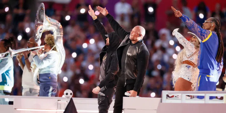 Super Bowl: Snoop Dogg e Dr. Dre comandam Show do Intervalo (Crédito: GettyImages)