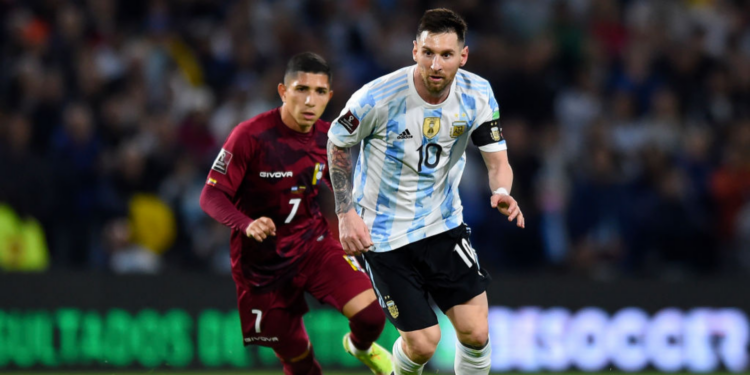 Messi vai pensar se continua ou não na Argentina (Crédito: GettyImages)
