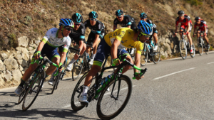 Paris-Nice durante a disputa da competição (Crédito: GettyImages)