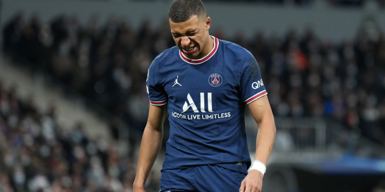 Mãe de Mbappé faz exigência milionária ao Real Madrid (Crédito: GettyImages)