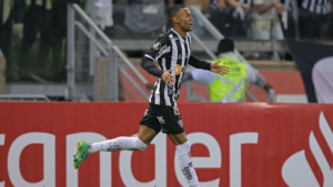 O presidente do América Mineiro questionou o gol do Atlético-MG no empate na Libertadores (Crédito: GettyImages)