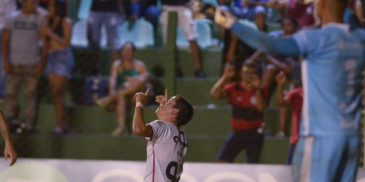 Athletico-PR em campo contra o Tocantinópolis (Crédito: José Tramontin/athletico.com.br)