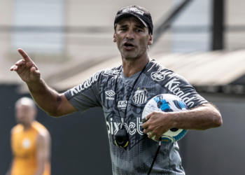 Santos: Bustos reencontra conhecido na Sul-Americana (Crédito: Ivan Storti/ Santos/ Flickr)