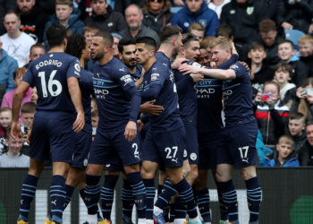 Manchester City vence Burnley e mantém liderança da Premier League (Crédito: GettyImages)