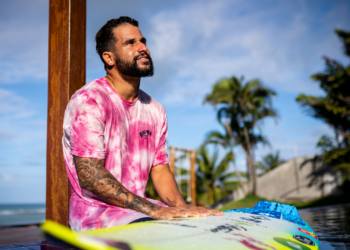Italo Ferreira é um dos grandes nomes do surfe brasileiro (Crédito: Marcelo Maragni / Red Bull / Divulgação)